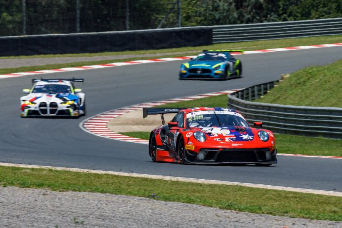 Intercontinental GT Challenge Kyalami 9 Hour 2023 Porsche BMW Mercedes track