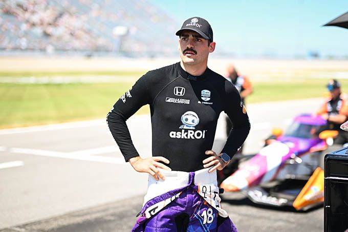 Indycar Rinus Veekay