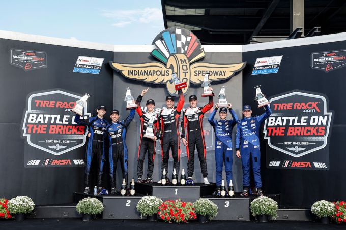 IMSA Battle on the Bricks Indianapolis Motor Speedway Foto 1
