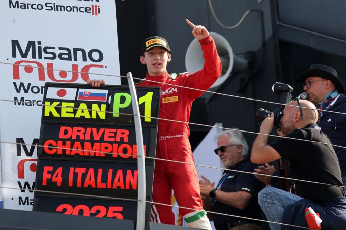 Kean Nakamura-Berta is de nieuwe kampioen in de Italiaanse Formule 4
