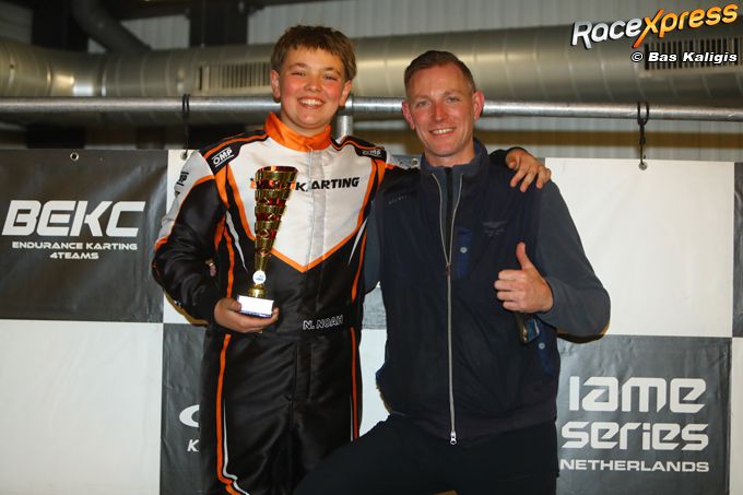 Noah Hubert rijdt knappe inhaalrace en kroont zich tot kampioen van de GK4 Kart Series