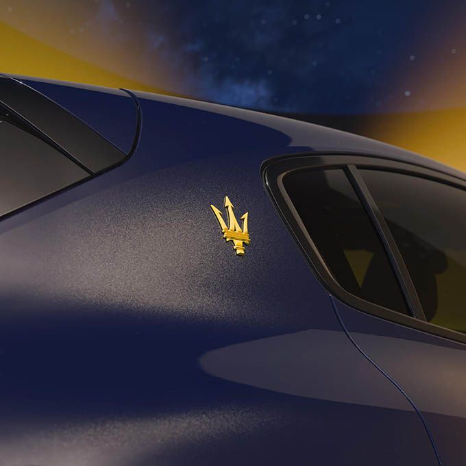 Maserati_Grecale_Lumina_Blu_Special_Series