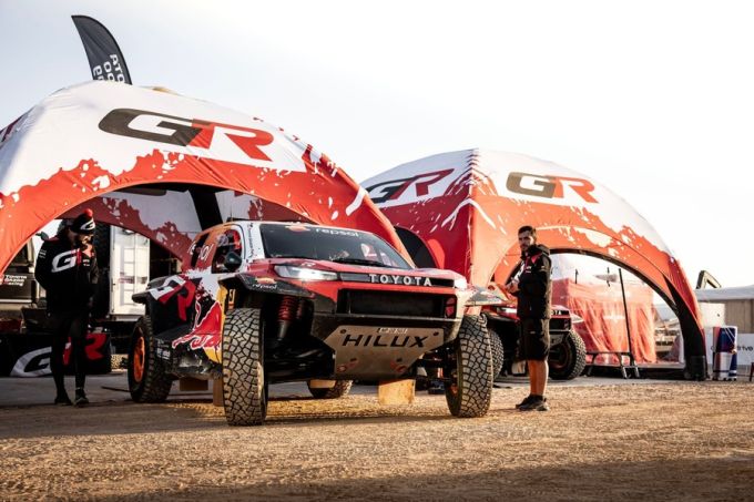 Dakar Rally Toyota Gazoo Racing W2RC-team (TGR W2RC) blufpoker 8e etappe Foto 15