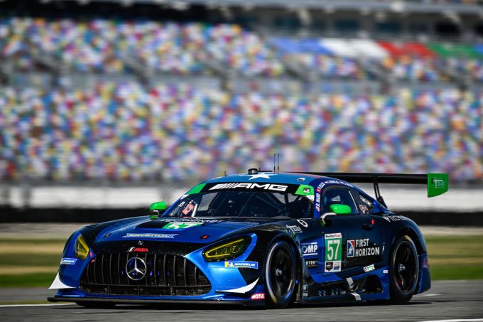 Rolex 24 At Daytona 2026 Mercedes-AMG_Winward R. Ward P. Ellis L. Auer I. Dontje foto imsa 15