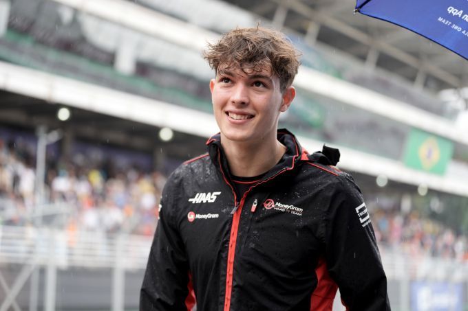 Oliever Bearman F1 Hass portret