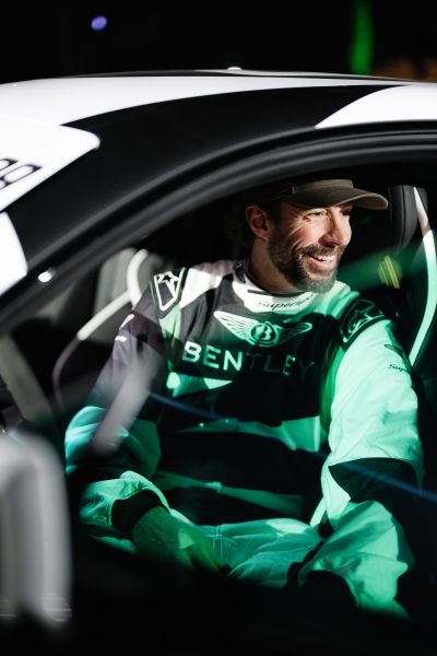 Bentley Supersports introductie Dubai Foto 11