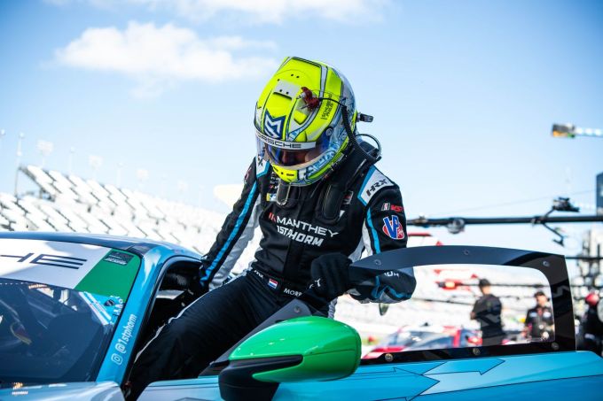 IMSA WeatherTech SportsCar Championship Mobil1 12 Hours of Sebring 2026 Morris Schuring foto 1