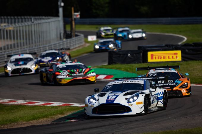 British GT Championship 2026 Bank Holiday Oulton Park 8