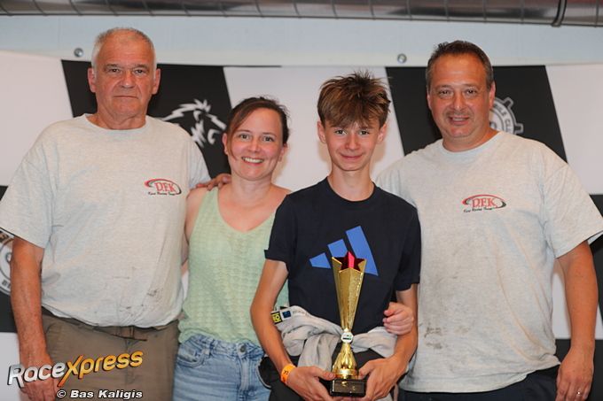 Sebe Vanderperren wint Formule Honda Junioren